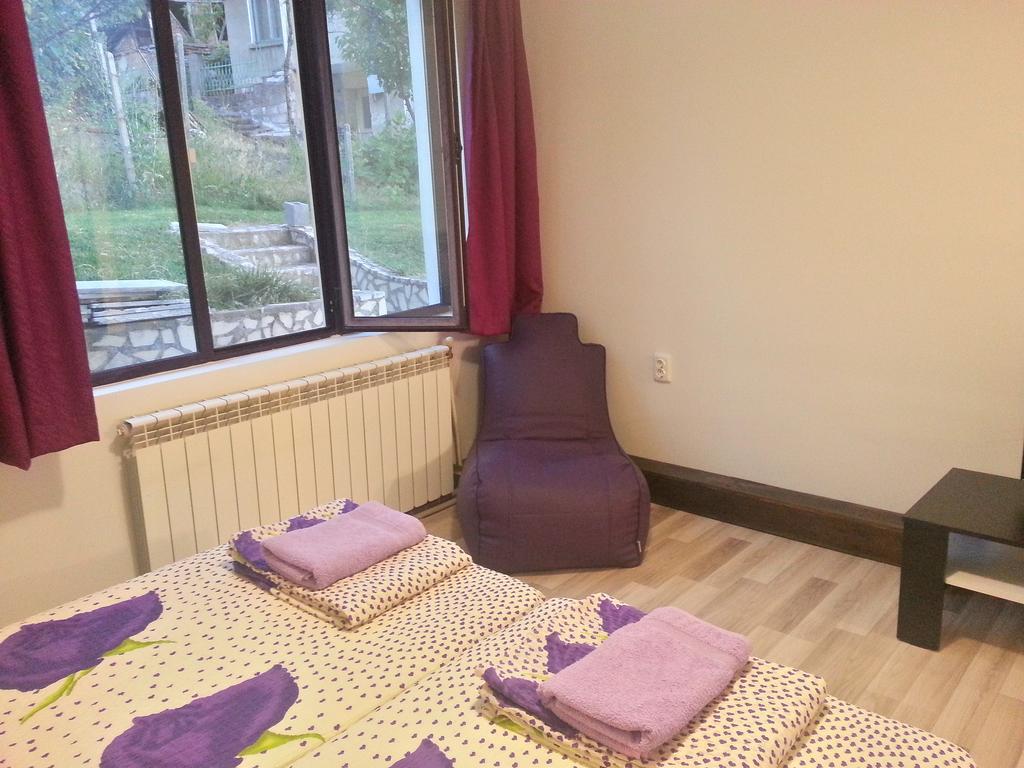 Guest House Bedrock Belogradtschik Exterior foto