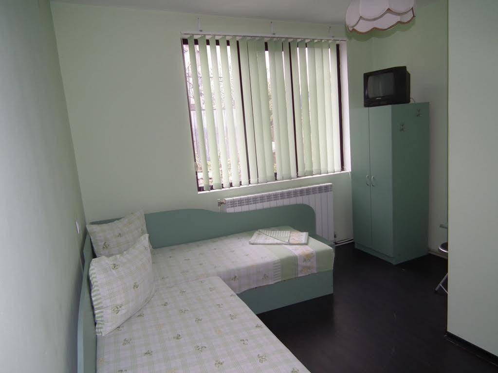 Guest House Bedrock Belogradtschik Exterior foto