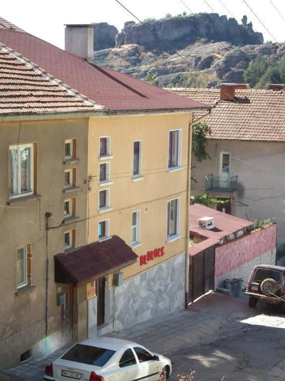 Guest House Bedrock Belogradtschik Exterior foto