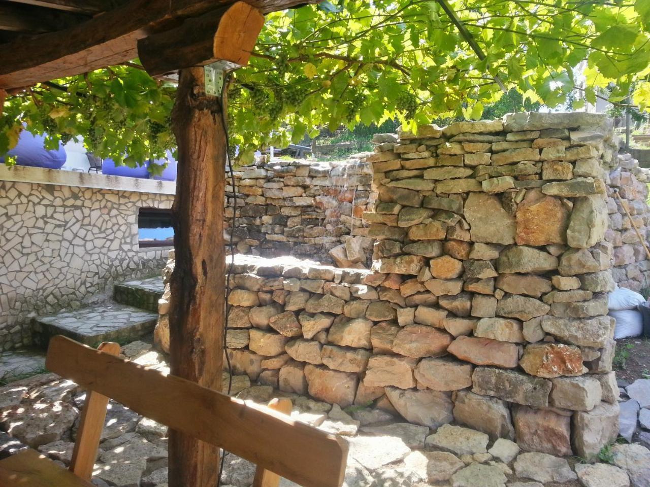 Guest House Bedrock Belogradtschik Exterior foto
